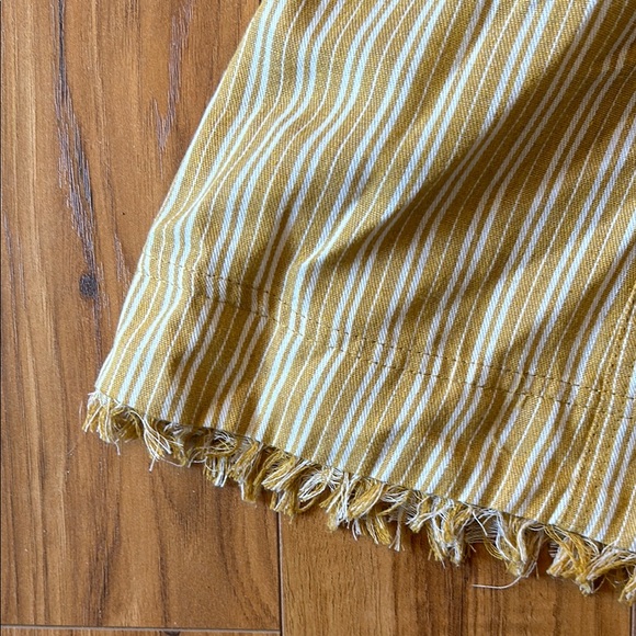 Cream Ruffled Knee-Length Sundress - Picture 4 of 6